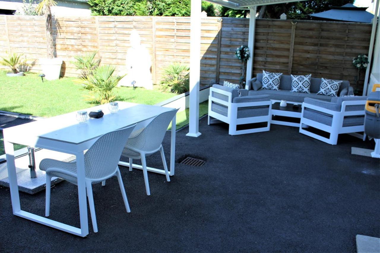The White Home Broadway Love Room Châteauroux Exterior foto